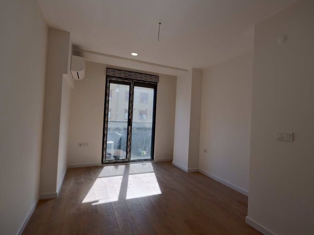 ERENKÖY ETHEMEFENDI FIRIN SOKAK'TA SATILIK SIFIR 2+1 DAIRE 70 M2