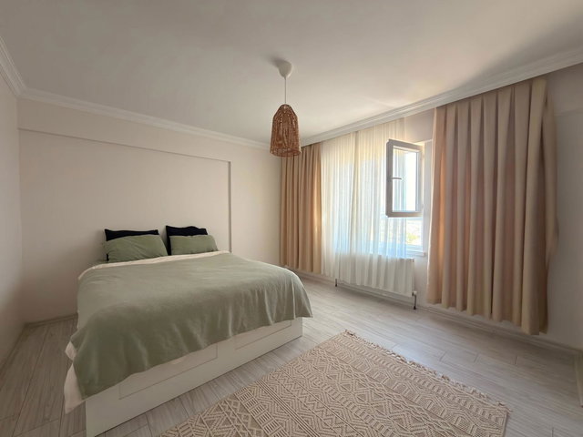 MAMAK HÜREL MAHALLESİ 3+1 SATILIK YAPILI ANKARA MANZARALI DAİRE
