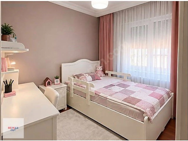 ONKOLOJİNİN KALBİNDE MERKEZİ KONUM BAKIMLI 3+1 SATILIK VİLLA