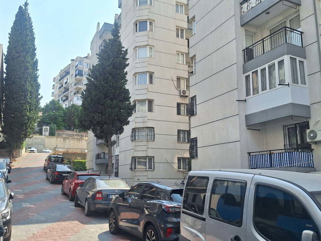 DOKUZ EYLÜL ÜNIVERSITE KARŞISI FUUL TADILATLI SATILIK 3+1 DAIRE