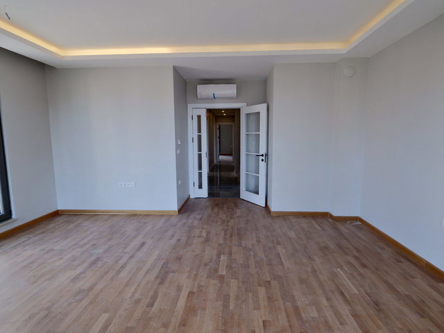 FENERYOLU BAĞDAT CADDESI YAKINI SATILIK SIFIR 3+1 DAIRE 110 M2