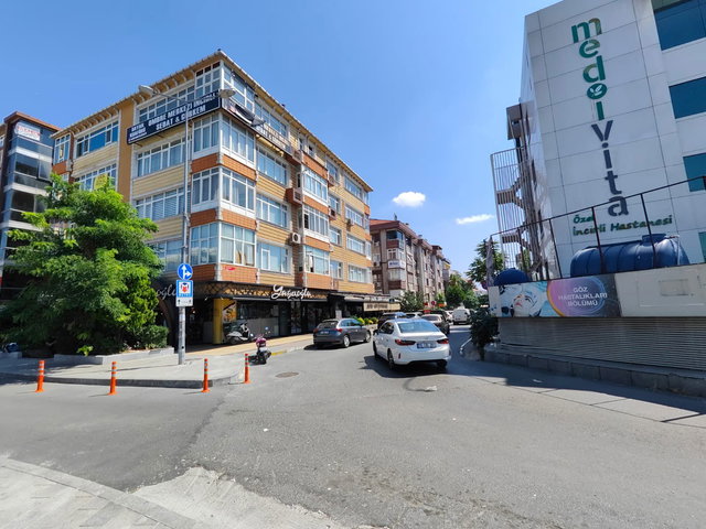 BAKIRKÖY KARTALTEPE’DE  3+1 | BALKONLU | BOŞ KİRALIK DAİRE
