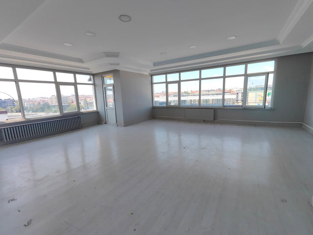 BAKIRKÖY KARTALTEPE’DE  3+1 | BALKONLU | BOŞ KİRALIK DAİRE