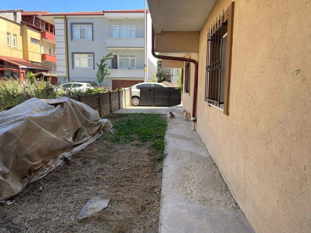 REMAX MAVİ MERT CAN DOĞANAY'DAN ARABACIALANI KİRALIK 2+1 DAİRE
