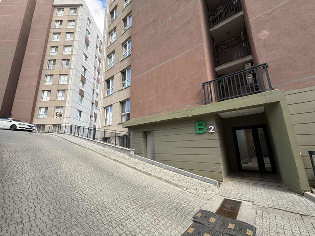 YENİ EYÜP EVLERİ’NDE EŞYALARIYLA SATILIK 2+1 DAİRE