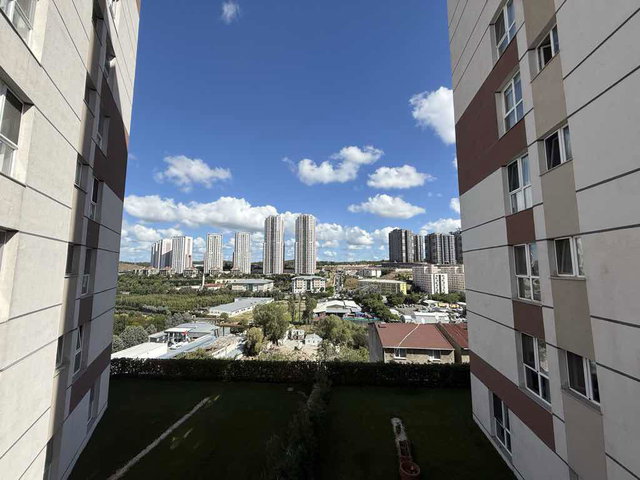YENİ EYÜP EVLERİ’NDE EŞYALARIYLA SATILIK 2+1 DAİRE
