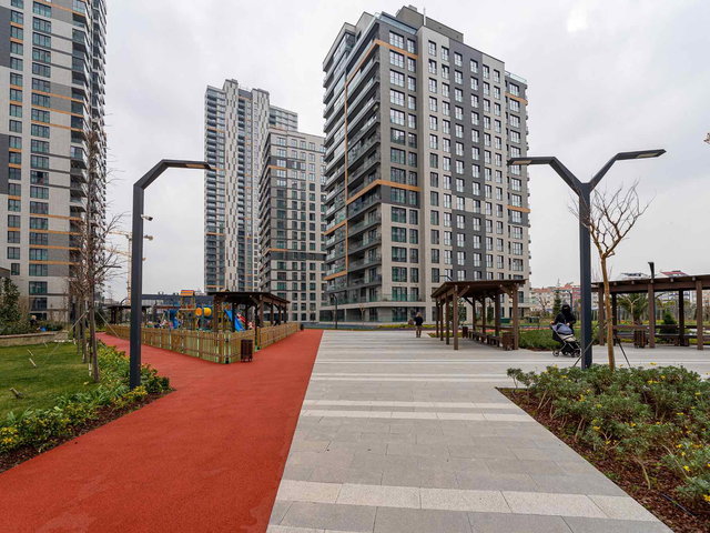 AVRUPA KONUTLARI 1.ETAP 3.BLOKTA BÜYÜK TİP 1+1 KİRALIK DAİRE