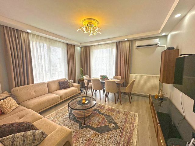 REMAX-KAVAKLI EMİNEVİM FUZULEVİM UYGUN İSKANLI YENİ BİNADA 2+1