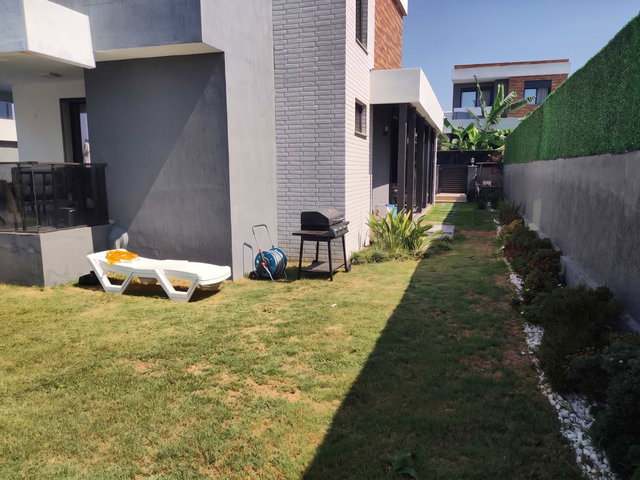 ÇEŞME ILDIR LOVİNG VİLLAGE’DA/DENİZE 300 METRE/3+1 TAM MÜSTAKIL/HAVUZLU VILLA