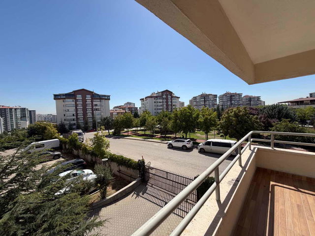 BATIKENT ÇAKIRLAR'DA YENI YAPILI 3+1 DAIRE
