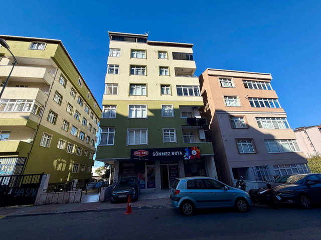 ATAŞEHİR FERHATPAŞA MAHALLESİNDE 3+1 SATILIK DAİRE