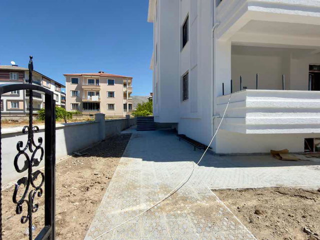 REMAX DEM DEMİRKENT MAH. 110 M2 2+1 GİYİNME ODALI SATILIK DAİRE