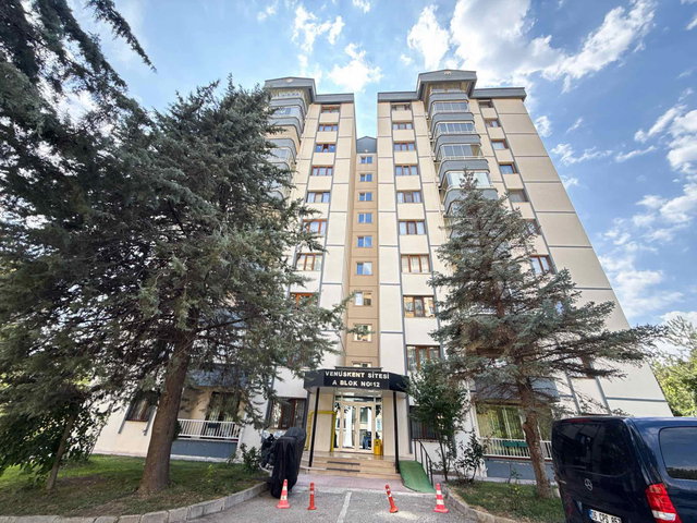 VENÜSKENT SİTESİNDE PRESTİJLİ BLOKTA FULL YAPILI 3+1 DAİRE