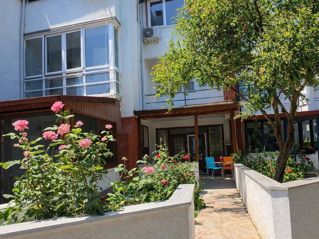 DENIZE SIFIR SITEDE KİRALIK VİLLA