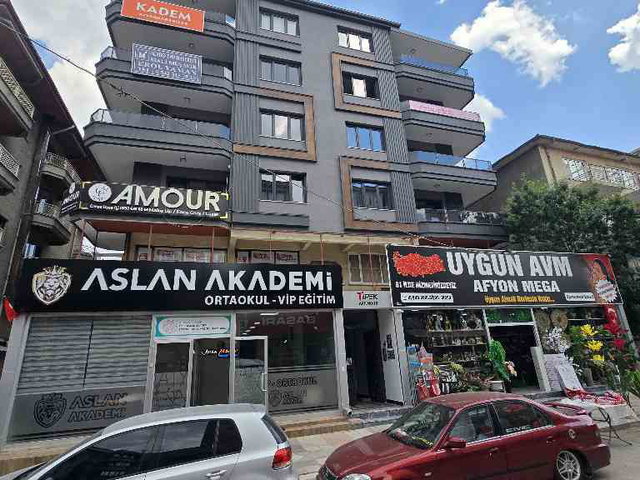 ŞEHİR MERKEZİNDE GENİŞ 2+0 KİRALIK OFİS BÜRO