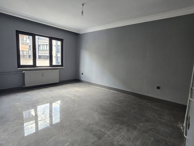 ŞEHİR MERKEZİNDE GENİŞ 2+0 KİRALIK OFİS BÜRO