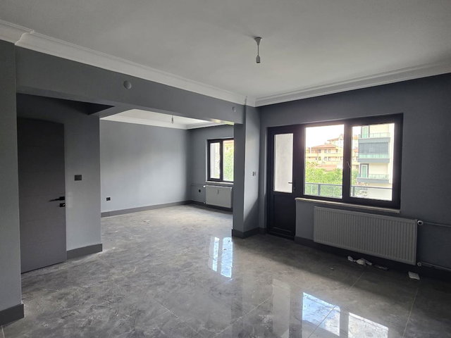 ŞEHİR MERKEZİNDE GENİŞ 2+0 KİRALIK OFİS BÜRO