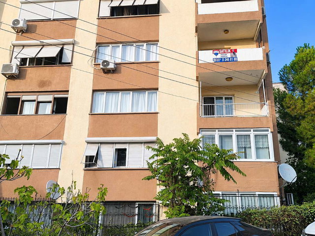 BAHÇELİEVLER METAŞ SİTE'SİNDE SATILIK 3+1 ARAKAT DAİRE