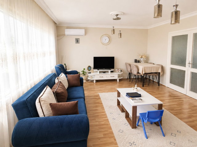 BAHÇELİEVLER METAŞ SİTE'SİNDE SATILIK 3+1 ARAKAT DAİRE