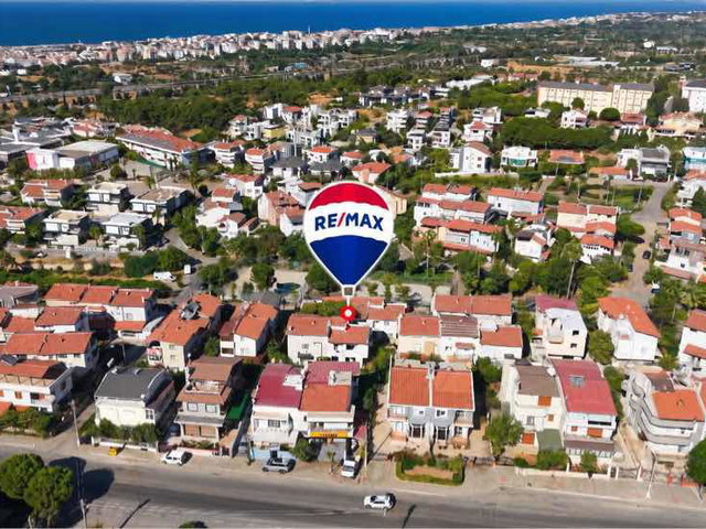 GÜZELBAHÇE ÇELEBİDE 3+1 110 M² NET BAHÇELİ SATILIK VİLLA