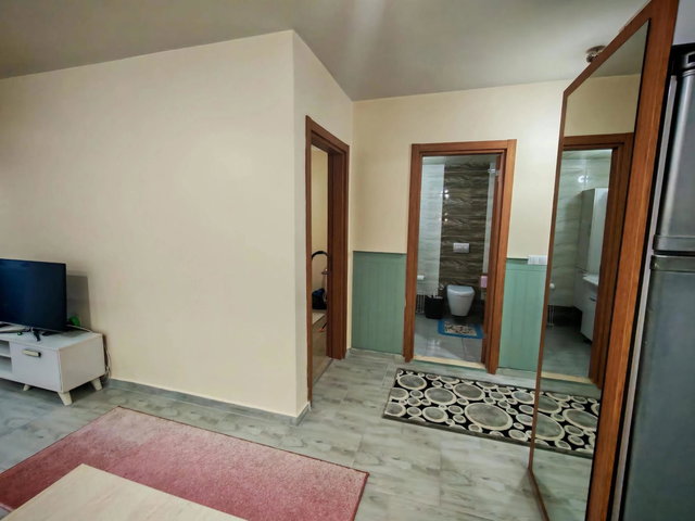 KARAALI 'DE KIRALIK FULL EŞYALI • HAVUZ MANZARALI  LÜKS 1+1