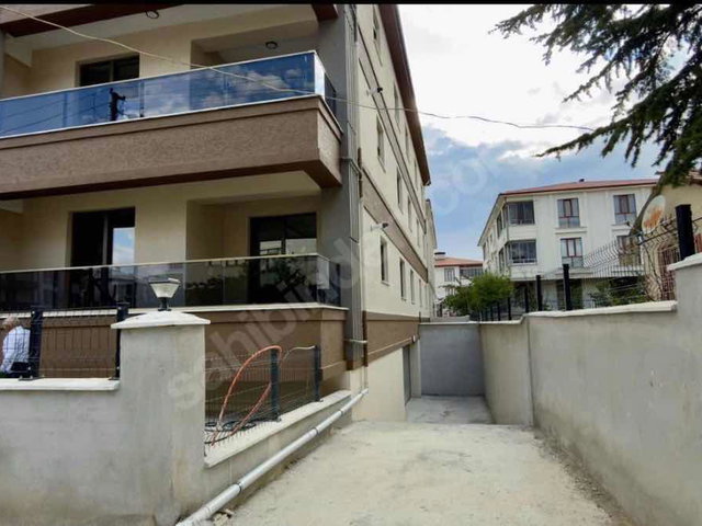 REMAX DEM'DEN ATATÜRK MAH. PANJURLU ALTTAN ISITMALI 2+1 KİRALIK
