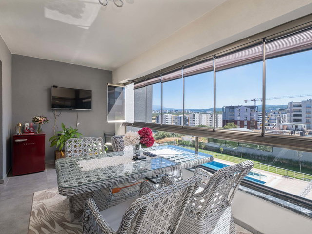 REMAX ADVANTAGE'DEN KIZILCIKTA HAVUZLU SİTE SATILIK 3+1 DAİRE