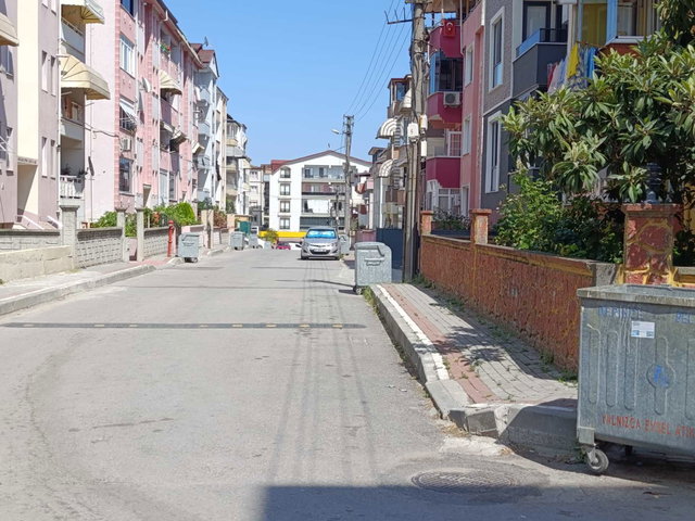DERİNCE 60 EVLER'DE YENİLENMİŞ D-100 SAHİLE YAKIN FIRSAT DAİRE