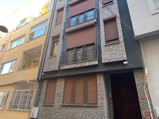 İSTİKLAL'E VE SAHİLE YÜRÜME MESAFESİNDE LÜKS EŞYALI KİRALIK DAİRE