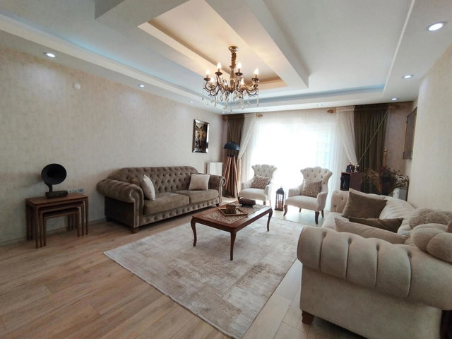 KONYAALTI PINARBAŞI’NDA HAVUZLU SİTEDE 3+1 SATILIK DAİRE