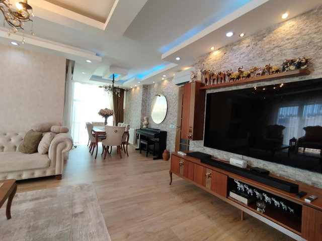 KONYAALTI PINARBAŞI’NDA HAVUZLU SİTEDE 3+1 SATILIK DAİRE