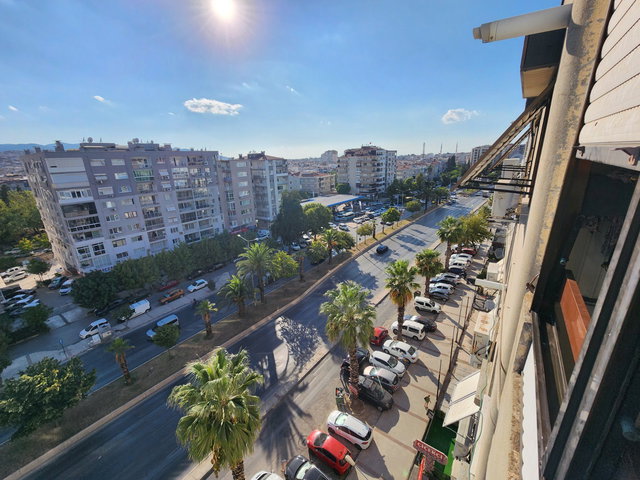 KONAK GÜNEŞLİ MAH, 3+1, ÜÇYOL METRO YAKINI, KİRALIK DAİRE