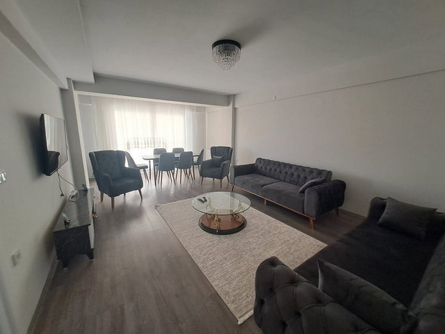 92 HELVACI’DA FULL EŞYALI, EBEVEYN BANYOLU 2+1 KİRALIK DAİRE
