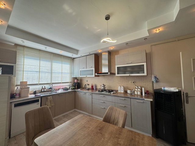 REMAX TOROS'TAN MEZİTLİ DİBA 4'TE SATILIK GENİŞ 3+1