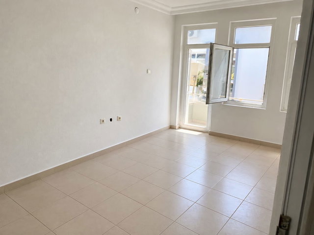 BELEK ÇARŞI İÇİNDE 2+1 SATILIK DAİRE