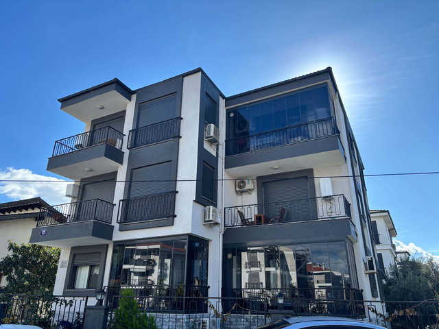 REMAX YELKEN'DEN SIĞACIK TA DENİZE 300M, EŞYALI 1+1 FERAH DAİRE
