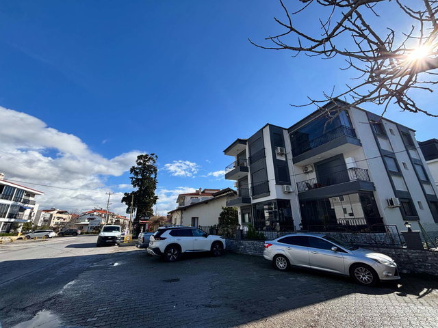 REMAX YELKEN'DEN SIĞACIK TA DENİZE 300M, EŞYALI 1+1 FERAH DAİRE