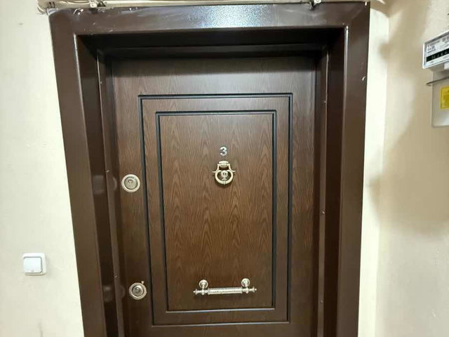 SERDİVAN BEŞKÖPRÜ FENERLİ SOKAK 3+1  KAPALI OTOPARKLI KİRALIK DAİRE