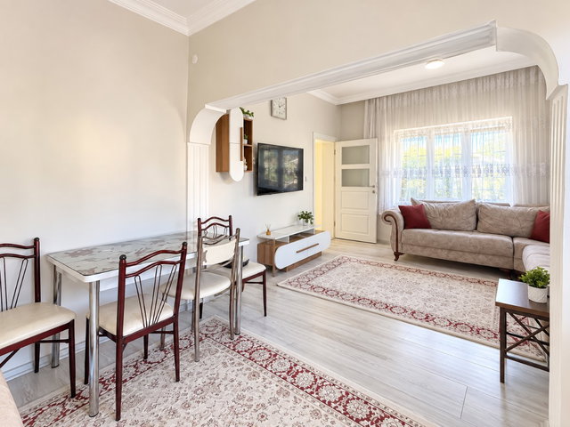 REMAX DEM'DEN 450M2 ARSA ÜZERİNDE SATILIK MÜSTAKİL EV