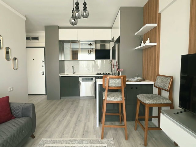ESENBOĞADA ÜNİVERSİTEYE YÜRÜME MESAFESİNDE SATILIK 1+1 DAİRE