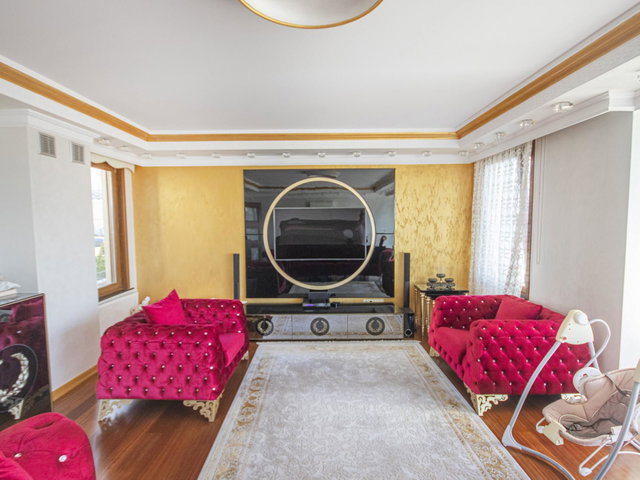 ACARLAR SITESI X VİLLALARINDA KİRALIK ÇATI DUBLEKS DAİRE