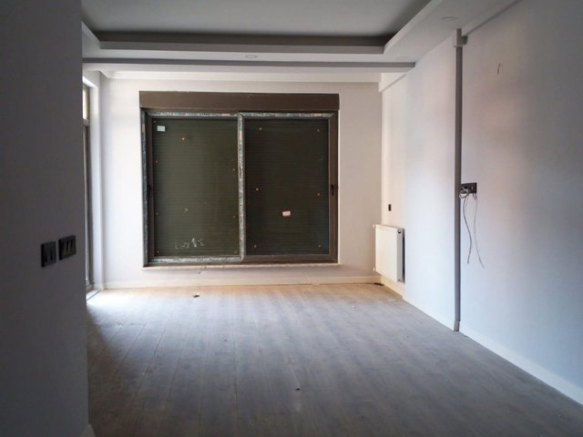 IŞIKLAR VE DENİZE ADIM MESAFEDE SIFIR 3+1 SATILIK DAİRE