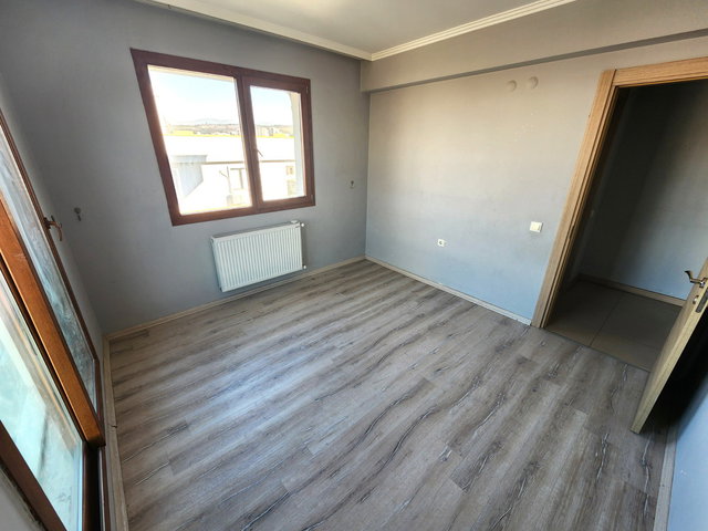 BUCA İNÖNÜ MAH.DE, SİTE İÇİ, İZBAN YAKINI, 2+1, KİRALIK DAİRE