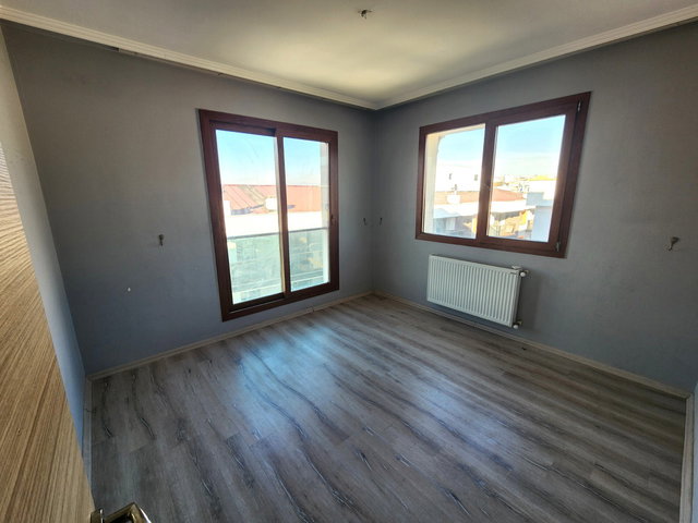 BUCA İNÖNÜ MAH.DE, SİTE İÇİ, İZBAN YAKINI, 2+1, KİRALIK DAİRE