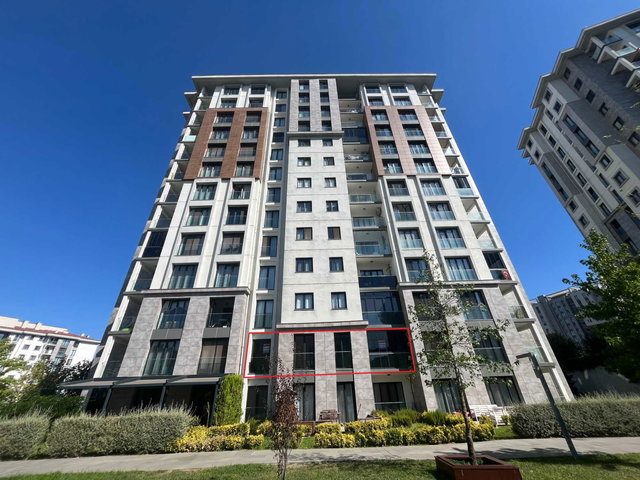 GEBZE EMLAKKONUT 3.ETAP ÇİFT BANYOLU ARAKAT PEYZAJ CEPHELİ 2+1