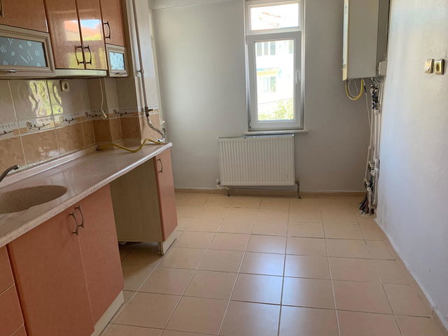 RE/MAX İNCİ'DEN PLEVNE MAH. İSMAİL AKÇAY PARKI YAKINI 2+1 KİRALIK DAİRE