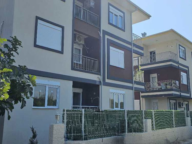 EVRENSEKİ İNCİRLİPINAR MEVKİİNDE HAVUZLU SİTE İÇİ KİRALIK 2+1 DAİRE