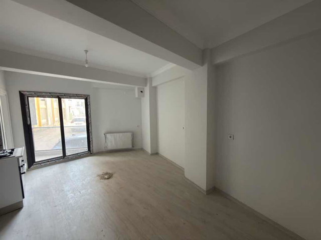 SEYREK MEYDANDA KİRALIK 1+1 DAİRE