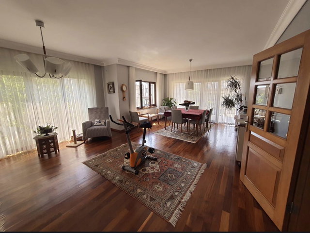 TUZLA SAHİLDE KİRALIK 4+2 TRİPLEKS HAVUZLU VİLLA
