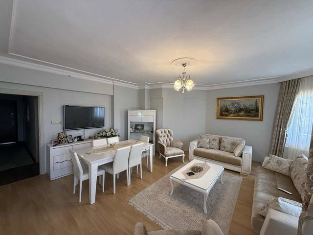 ÖNÜ AÇIK MANZARALII PRESTİJLİ SİTE YAŞAMI NET 135 M2 EŞYALI 3+1